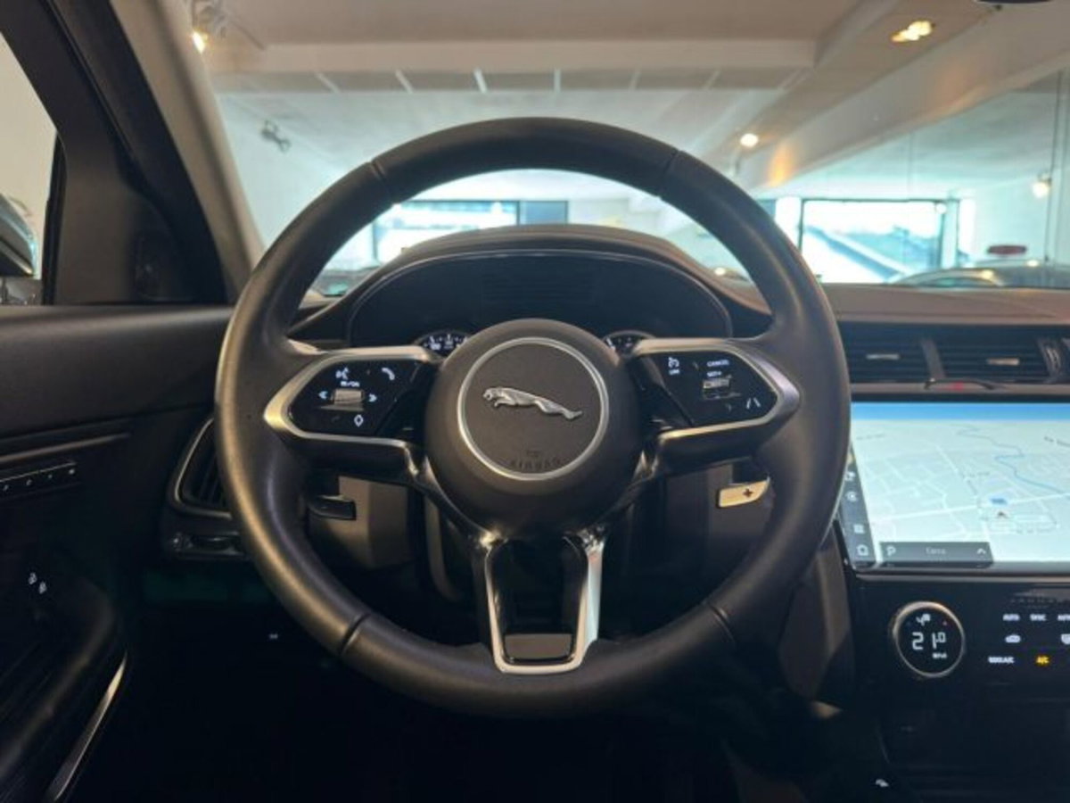 Jaguar E-Pace 2.0d i4 mhev R-Dynamic S awd 163cv auto (13)