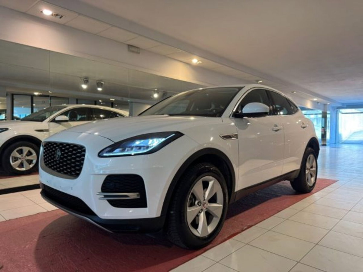 Jaguar E-Pace 2.0d i4 mhev R-Dynamic S awd 163cv auto (3)