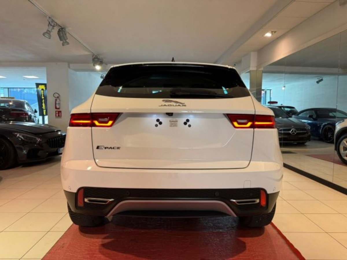 Jaguar E-Pace 2.0d i4 mhev R-Dynamic S awd 163cv auto (6)