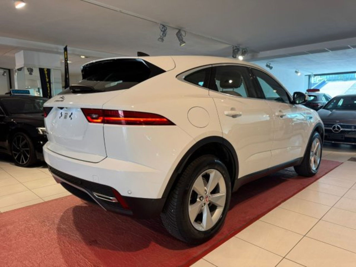 Jaguar E-Pace 2.0d i4 mhev R-Dynamic S awd 163cv auto (7)