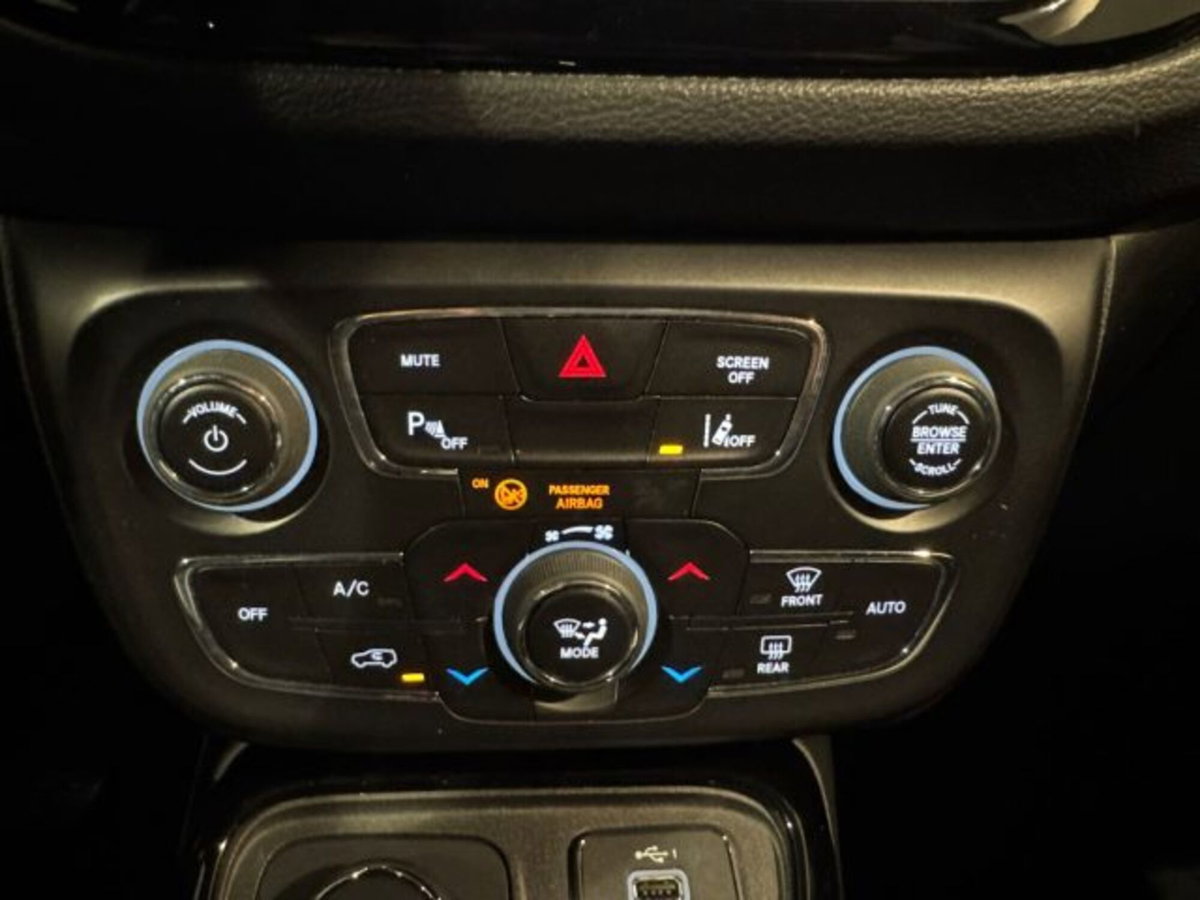 Jeep Compass 2.0 Multijet II aut. 4WD Limited (13)