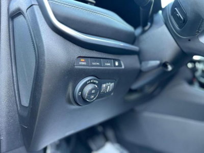 Jeep Compass 1.3 T4 190CV PHEV AT6 4xe Limited (15)