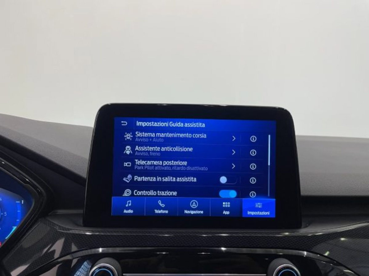 Ford Kuga 1.5 EcoBlue 120 CV 2WD ST-Line (13)