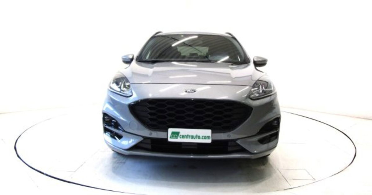 Ford Kuga 1.5 EcoBlue 120 CV 2WD ST-Line (2)