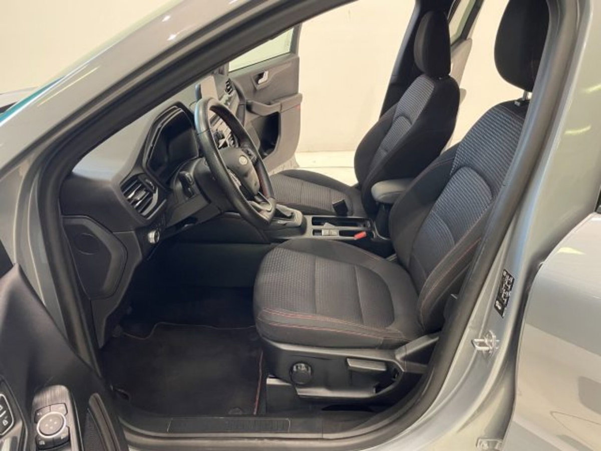 Ford Kuga 1.5 EcoBlue 120 CV 2WD ST-Line (6)