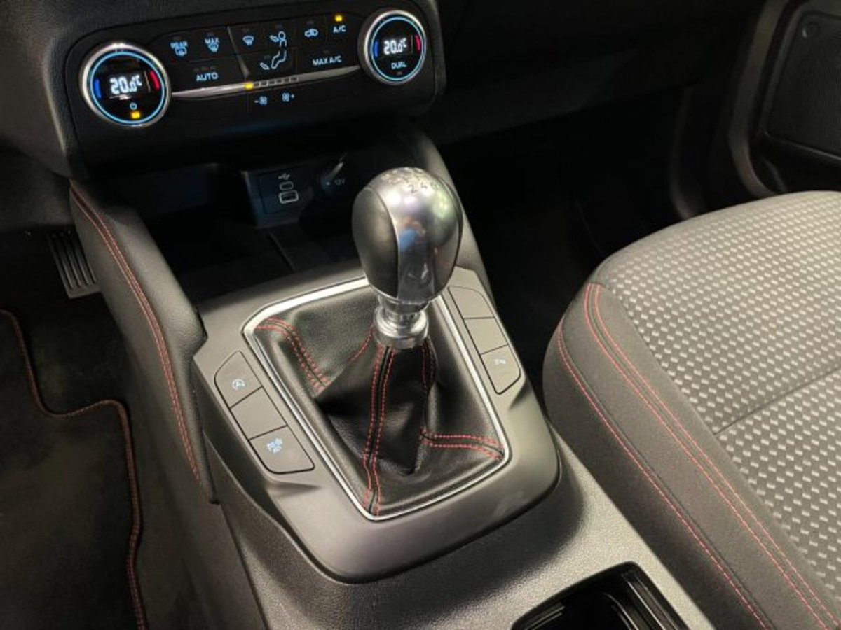 Ford Kuga 1.5 EcoBlue 120 CV 2WD ST-Line (8)