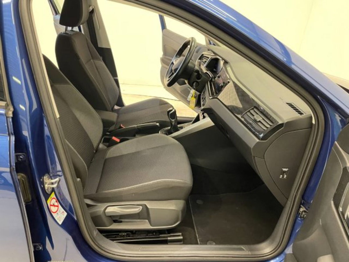 Volkswagen Taigo 1.0 tsi Life 95cv (8)