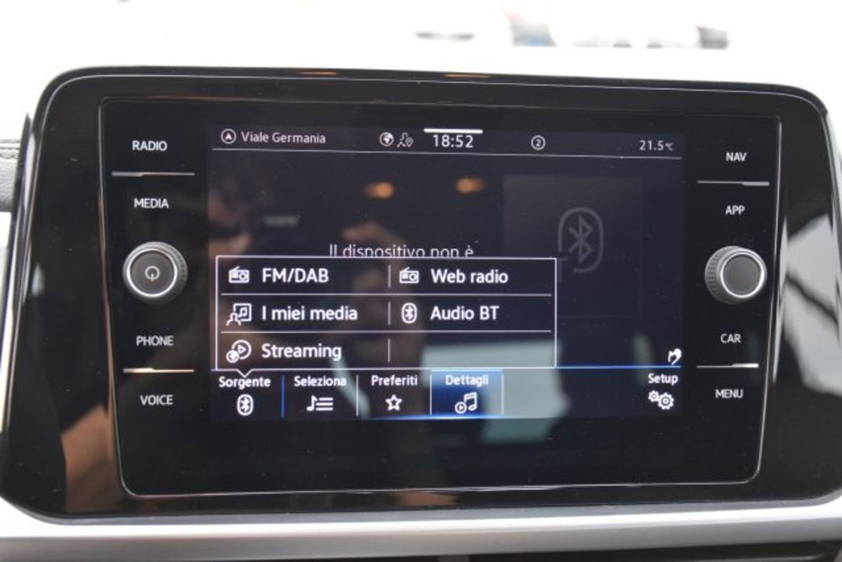 Volkswagen T-Roc 2.0 tdi Life 115cv (12)