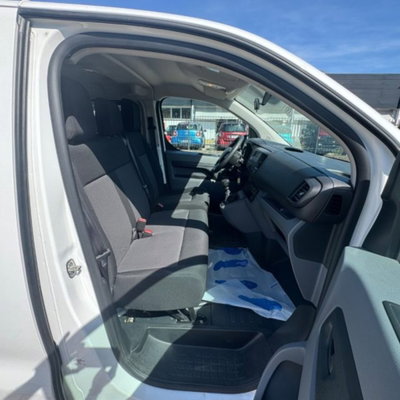 Peugeot Expert Furgone BlueHDi 120 S&S PC-TN Combi Compact (20)