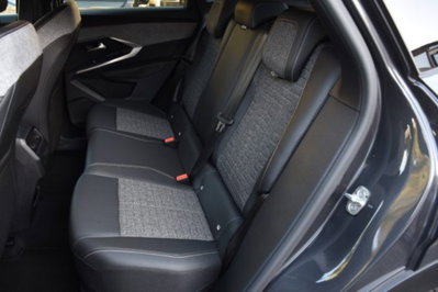 Peugeot 3008 1.2 hybrid Allure Business 145cv e-dcs6 (20)