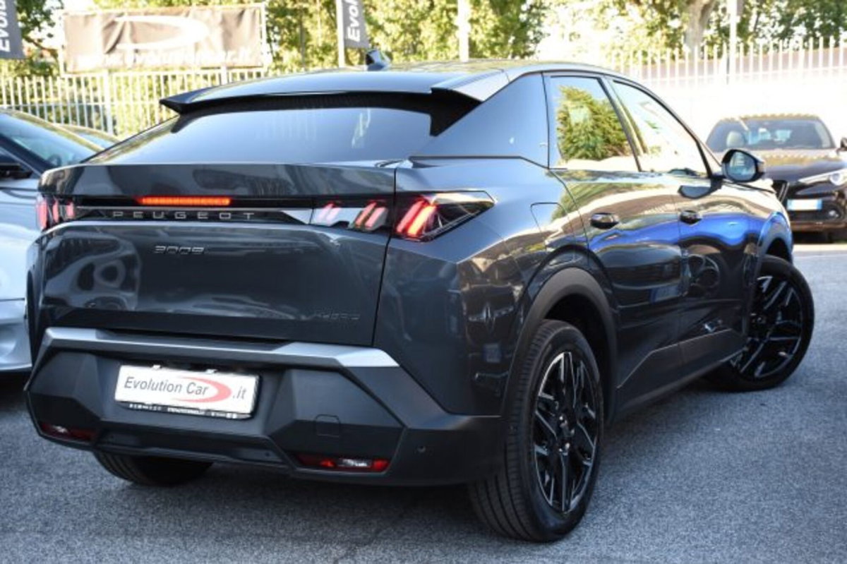 Peugeot 3008 1.2 hybrid Allure Business 145cv e-dcs6 (3)