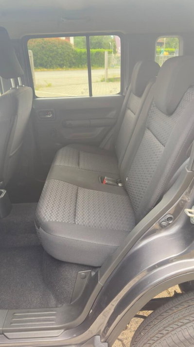 Suzuki Jimny 1.5 4AT Top (14)