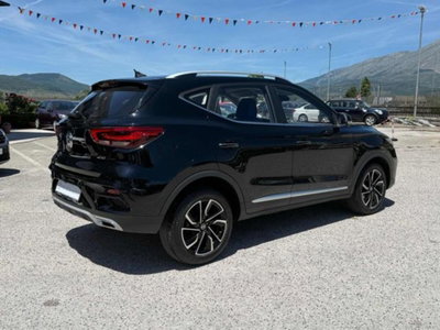 Mg ZS ZS 1.5 Luxury (7)