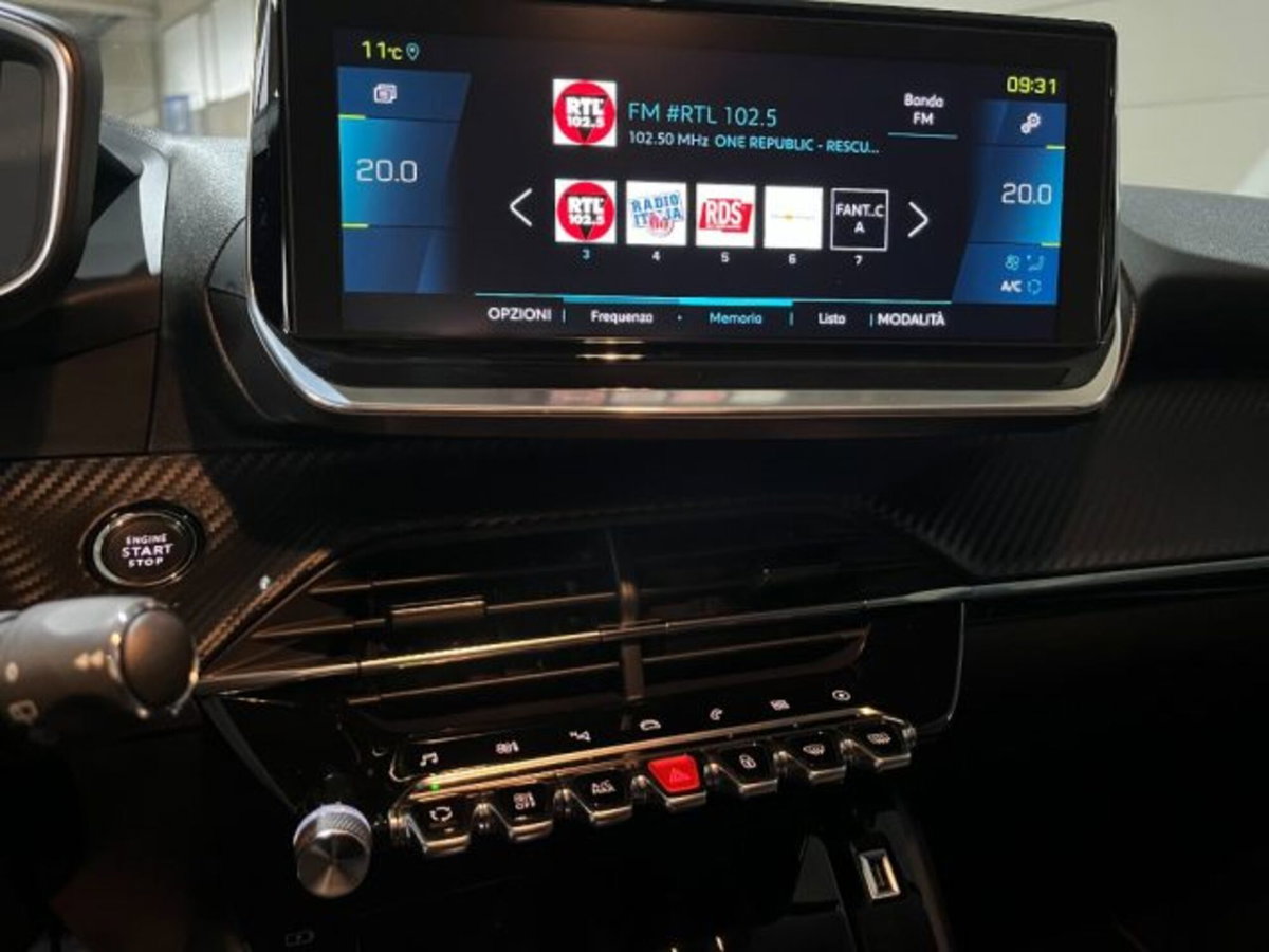 Peugeot 208 50 kWh Allure (13)