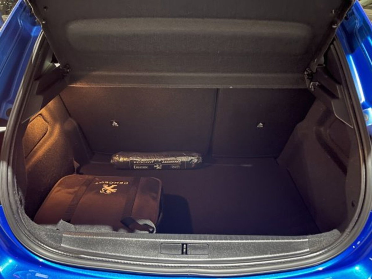 Peugeot 208 50 kWh Allure (19)