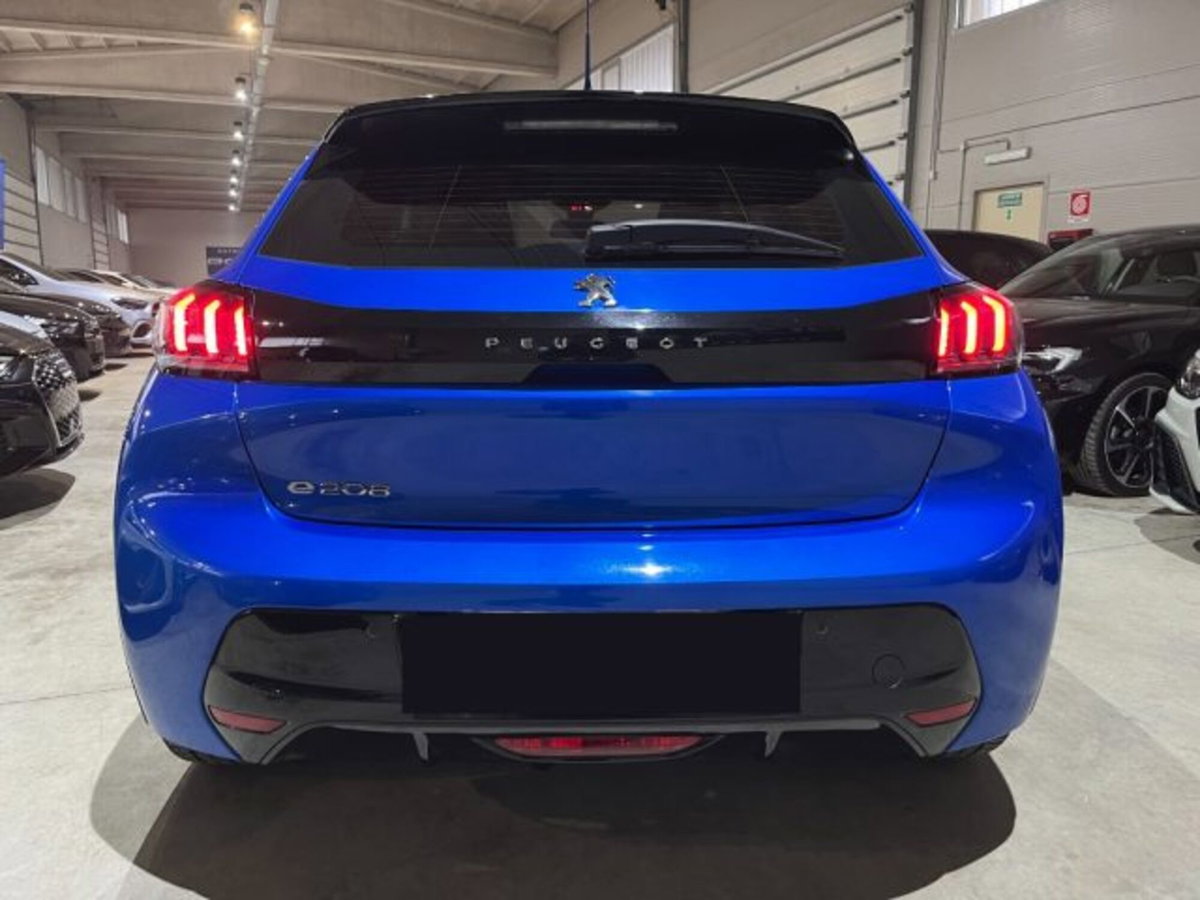 Peugeot 208 50 kWh Allure (6)