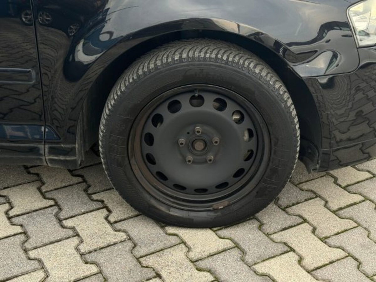Audi A3 2.0 16V TDI Ambiente (12)