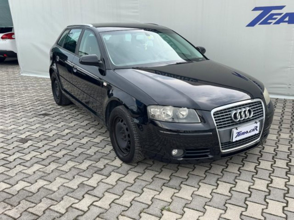 Audi A3 2.0 16V TDI Ambiente (4)