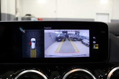 Mercedes-Benz GLA SUV 200 d Automatic Sport Plus (13)