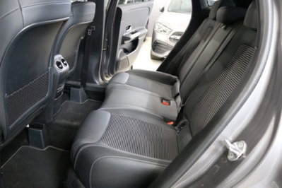 Mercedes-Benz GLA SUV 200 d Automatic Sport Plus (18)