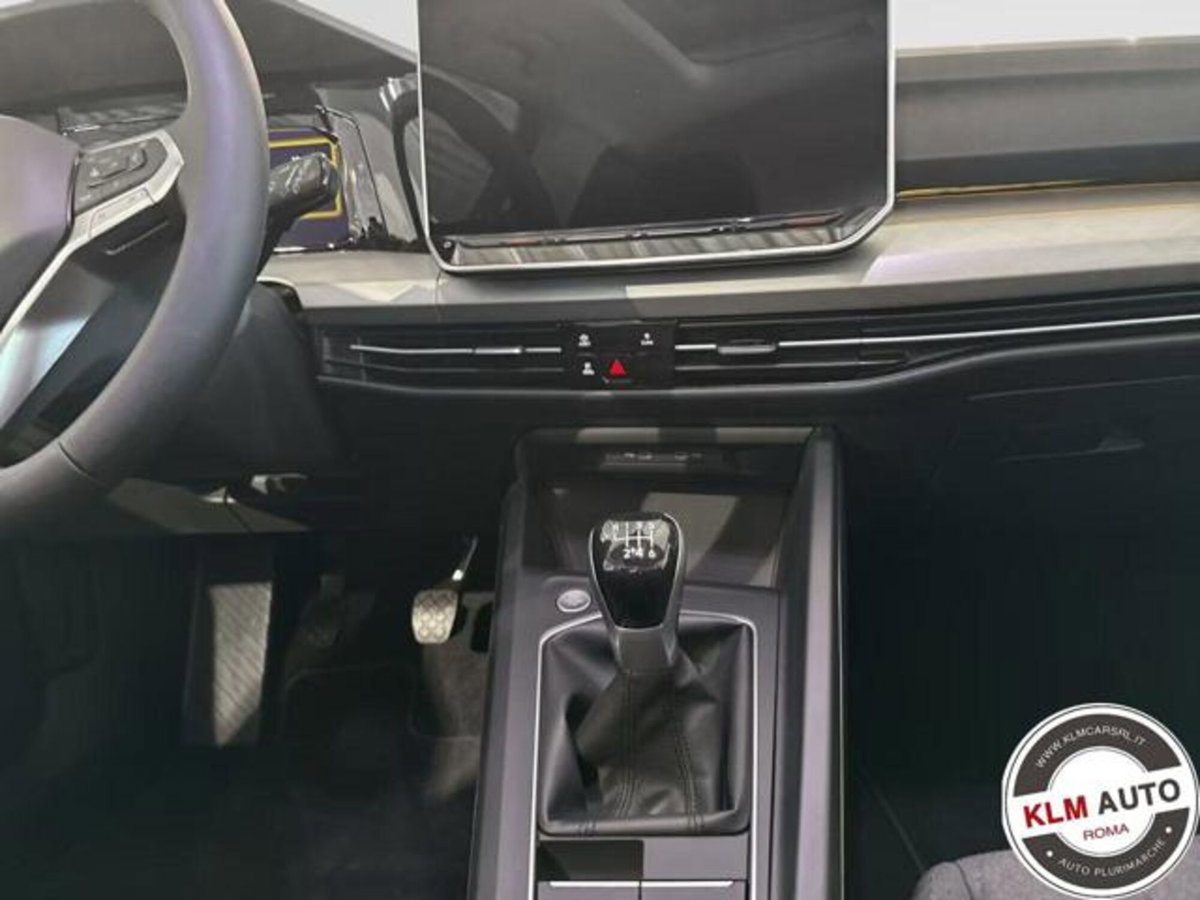 Volkswagen Golf 1.5 tsi Edition 115cv (9)