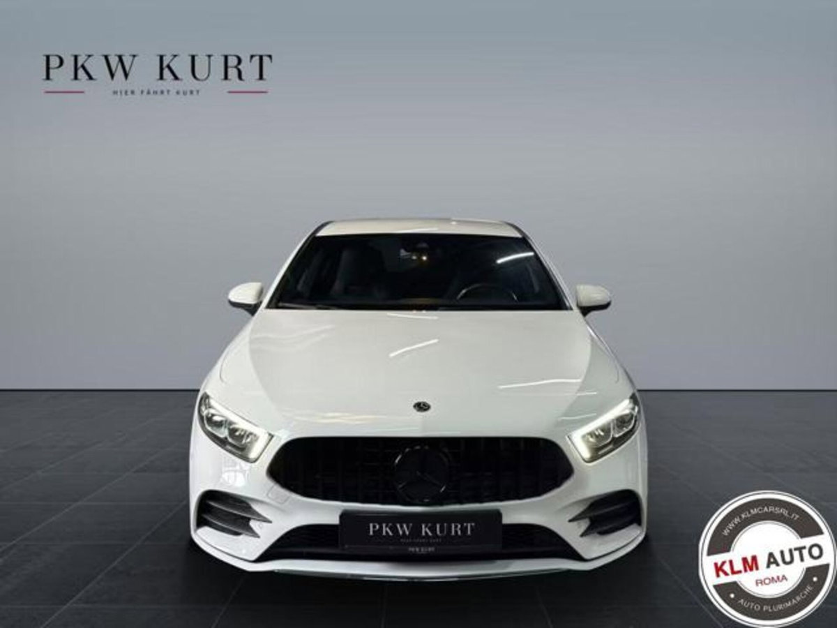 Mercedes-Benz Classe A Sedan 180 Automatic 4p. Premium (2)