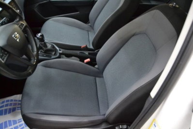 SEAT Arona 1.0 TGI Reference (10)