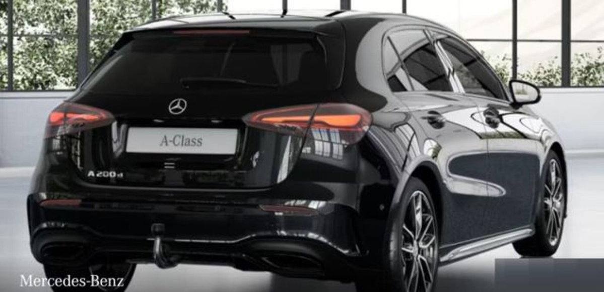 Mercedes-Benz Classe A Sedan 200 d AMG Line Premium Plus auto (3)