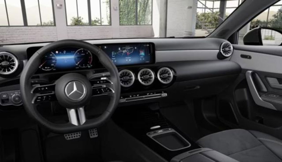 Mercedes-Benz Classe A Sedan 200 d AMG Line Premium Plus auto (7)