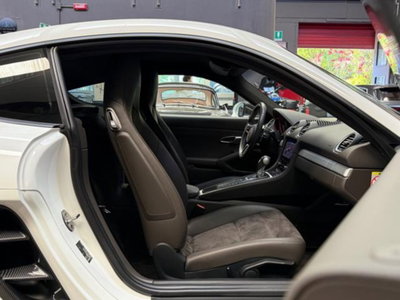 Porsche 718 Cayman  Cayman 2.0 300cv (13)
