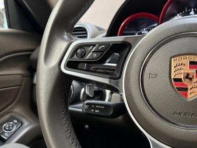 Porsche 718 Cayman  Cayman 2.0 300cv (16)