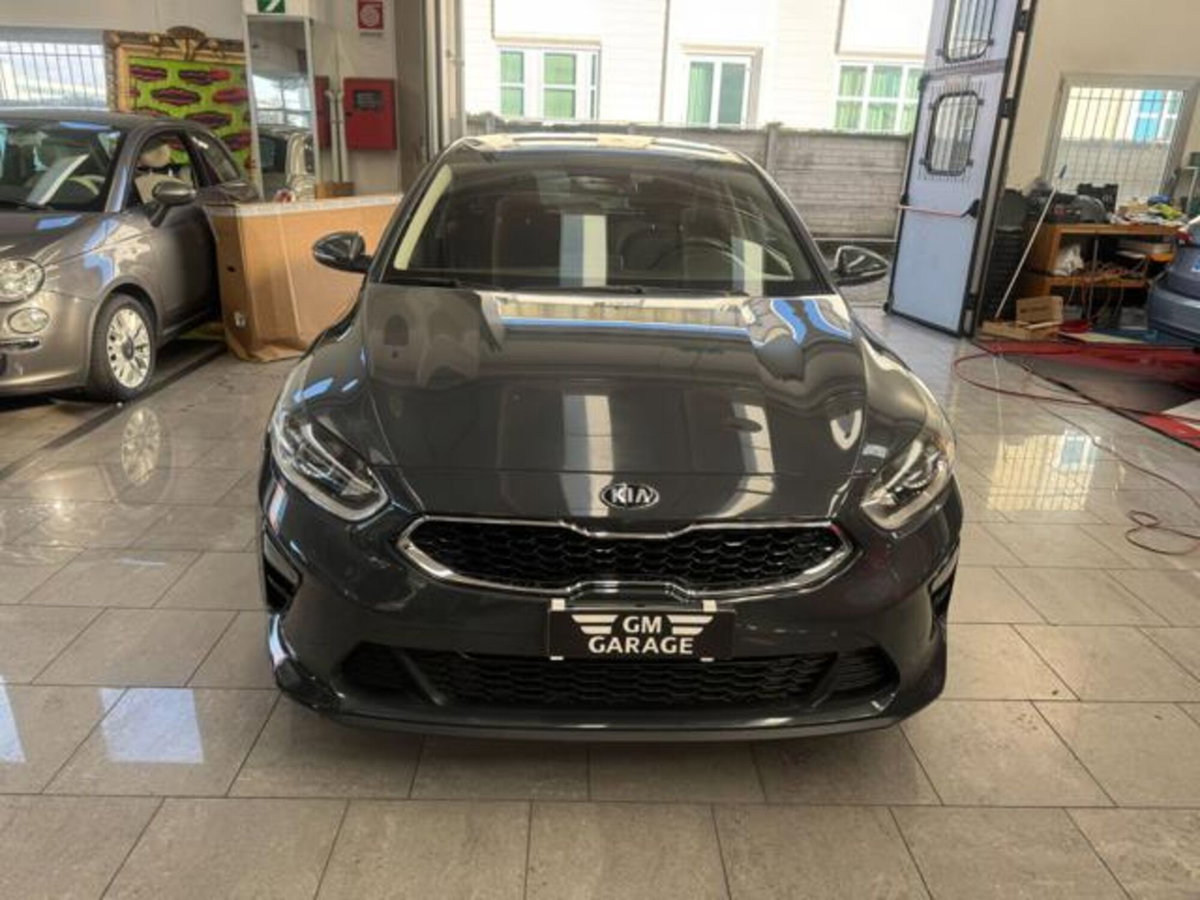 Kia Ceed 1.4 MPi GPL 5p. Business Class (2)