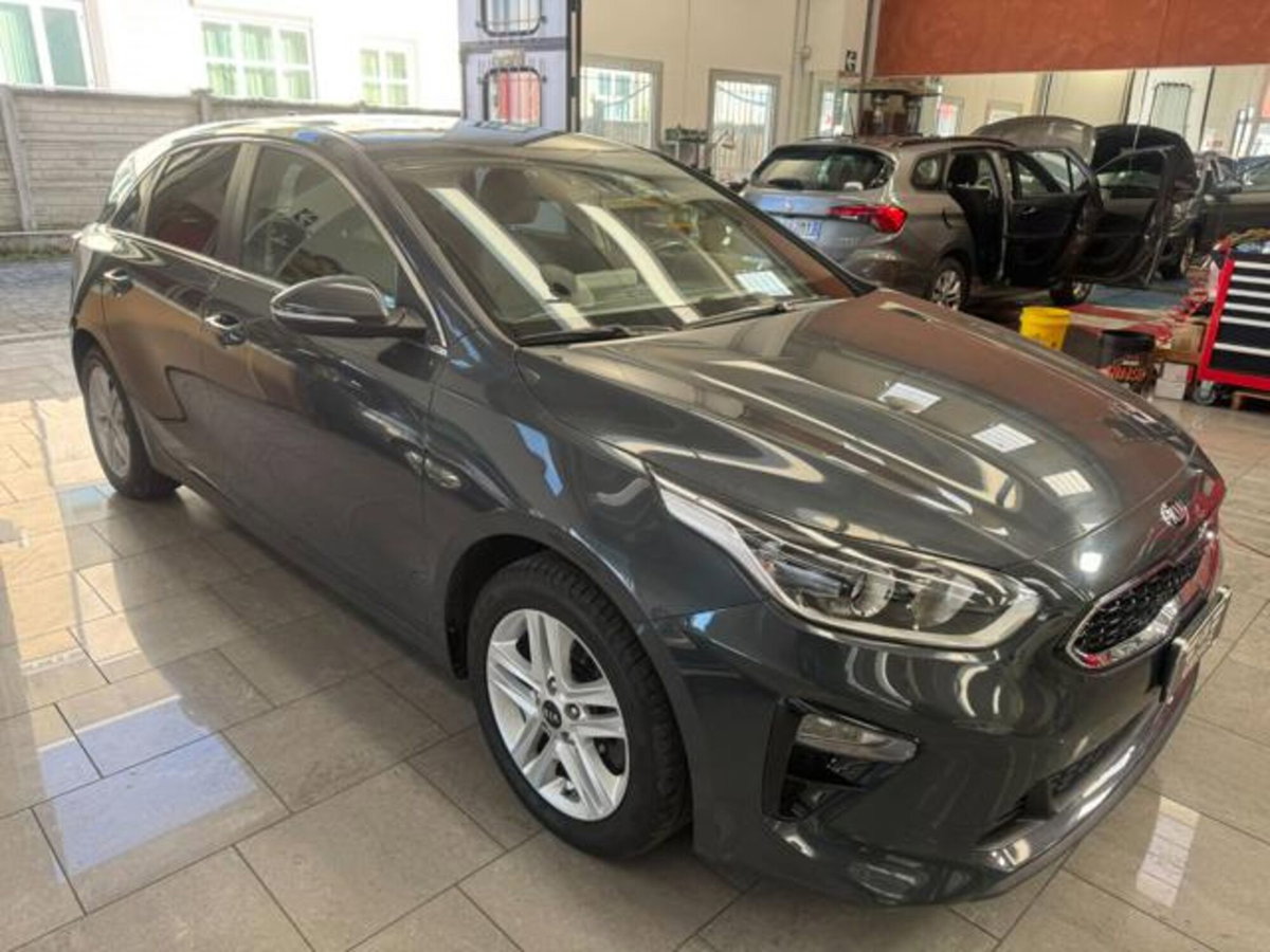 Kia Ceed 1.4 MPi GPL 5p. Business Class (5)