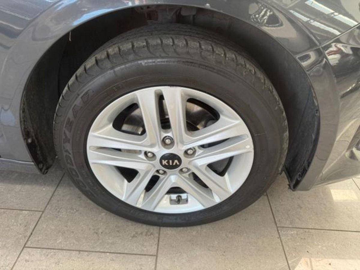 Kia Ceed 1.4 MPi GPL 5p. Business Class (6)