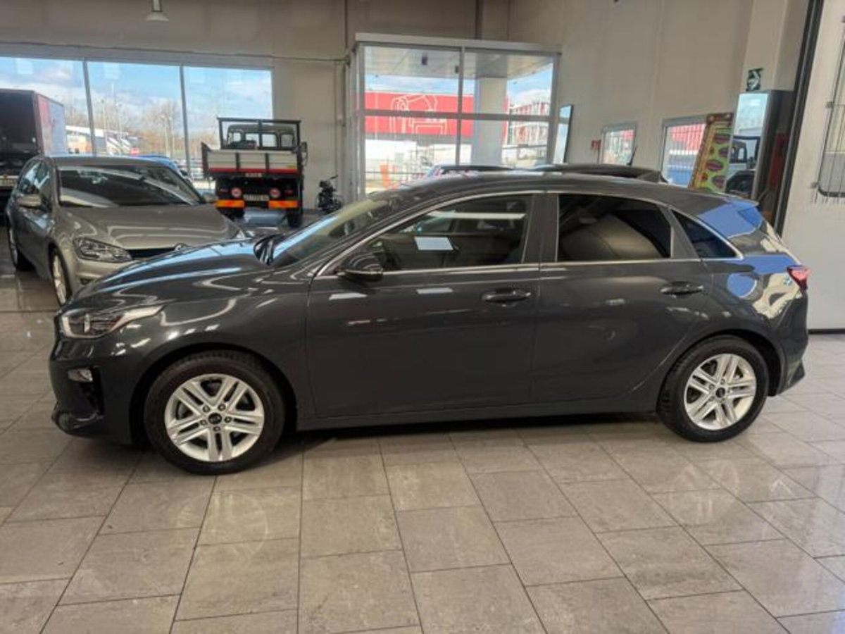 Kia Ceed 1.4 MPi GPL 5p. Business Class (9)