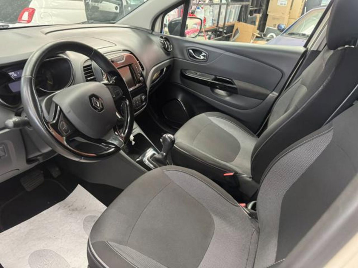 Renault Captur 1.5 dCi 8V 90 CV EDC Energy R-Link (10)