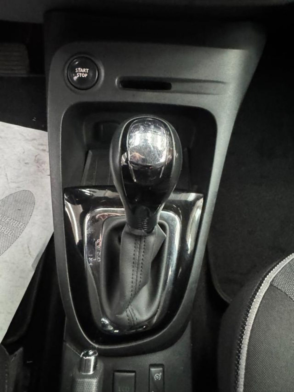 Renault Captur 1.5 dCi 8V 90 CV EDC Energy R-Link (13)