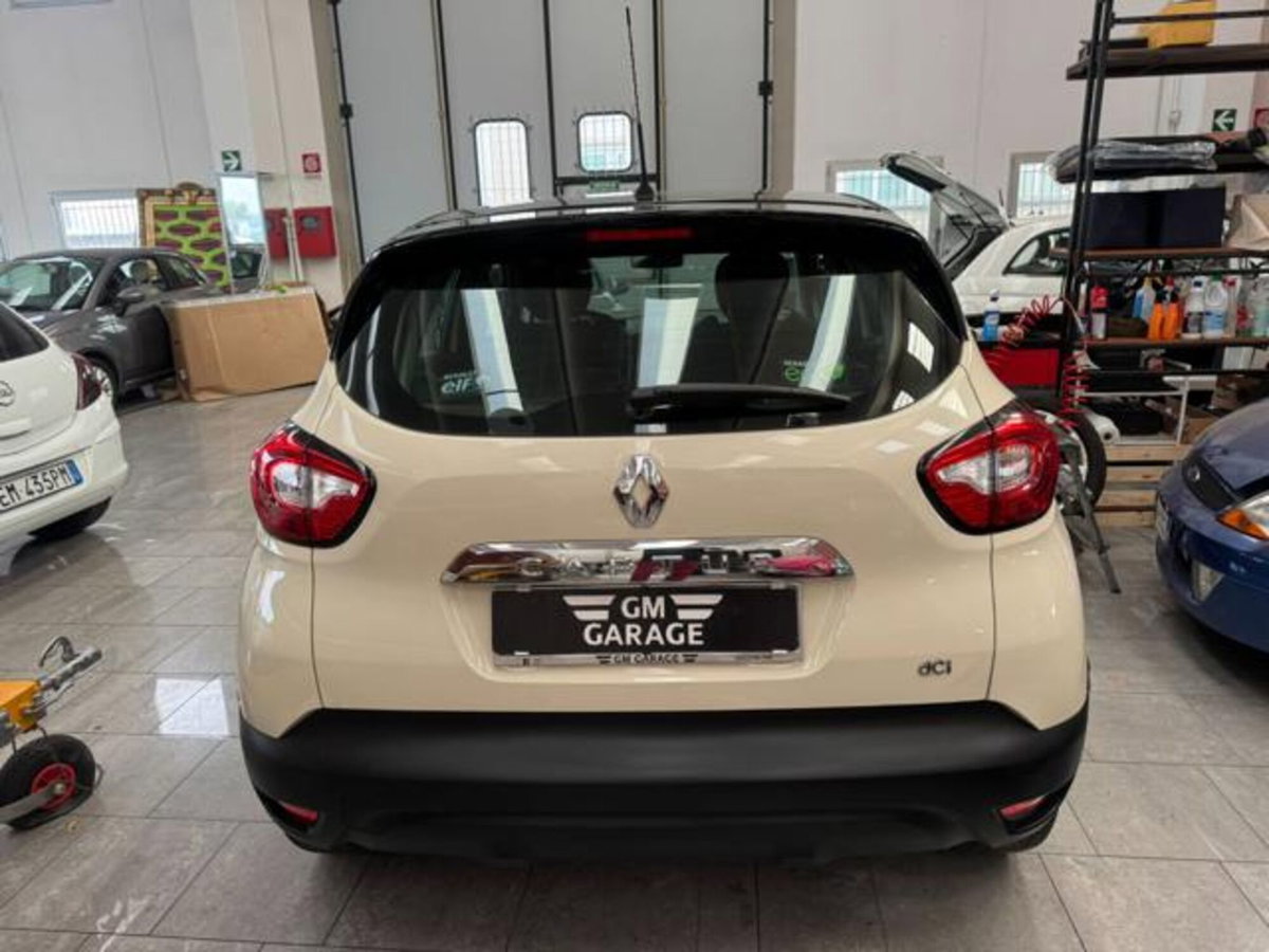 Renault Captur 1.5 dCi 8V 90 CV EDC Energy R-Link (17)