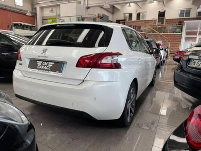 Peugeot 308 1.6 e-HDi 115 CV Stop&Start Allure (11)