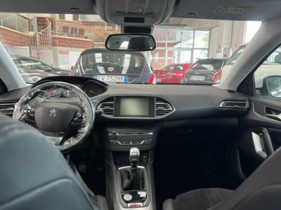 Peugeot 308 1.6 e-HDi 115 CV Stop&Start Allure (20)