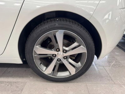 Peugeot 308 1.6 e-HDi 115 CV Stop&Start Allure (6)