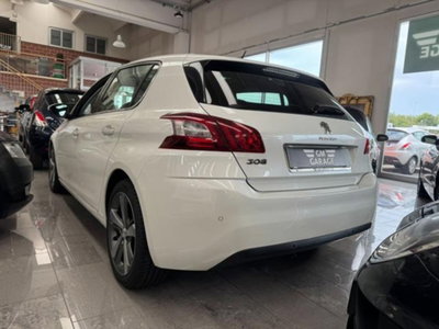 Peugeot 308 1.6 e-HDi 115 CV Stop&Start Allure (8)