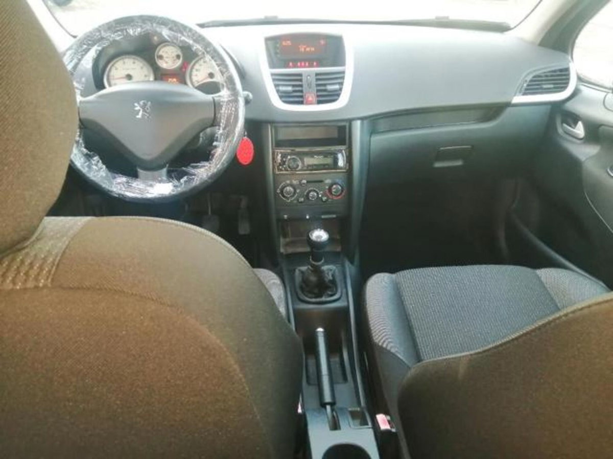 Peugeot 207 SW VTi 95CV Active (15)