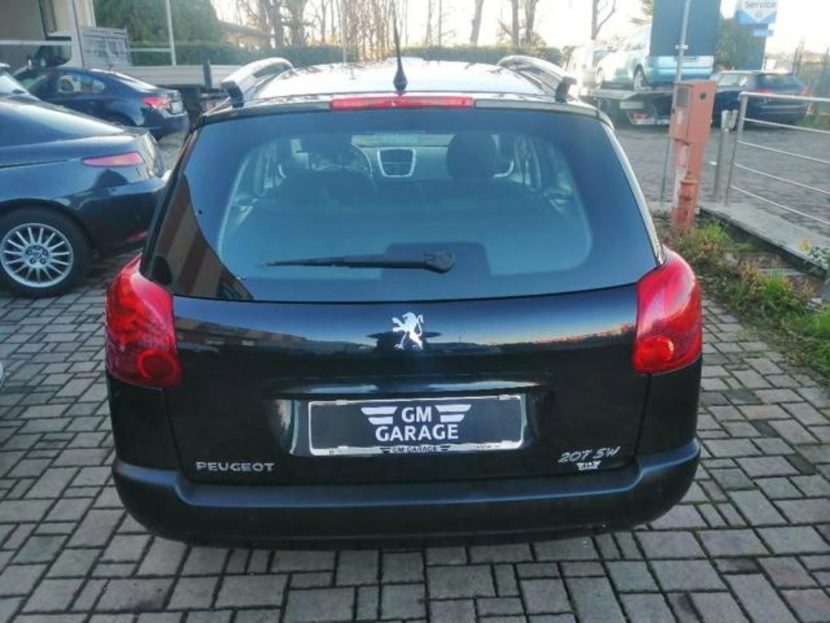 Peugeot 207 SW VTi 95CV Active (7)