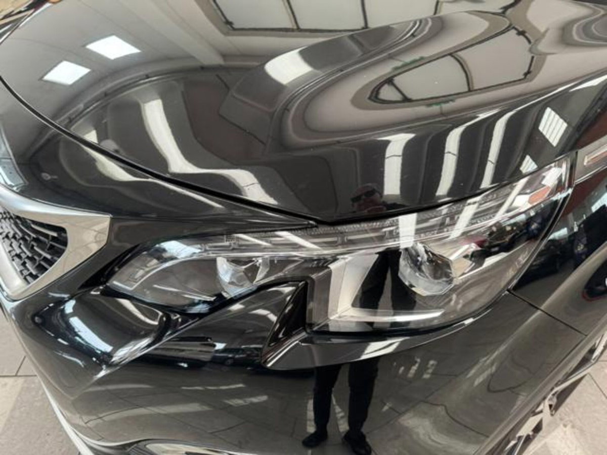 Peugeot 3008 BlueHDi 130 S&S EAT8 GT Line (13)