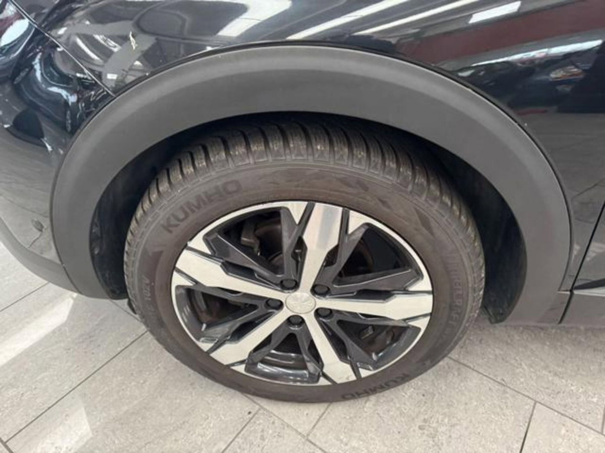 Peugeot 3008 BlueHDi 130 S&S EAT8 GT Line (9)