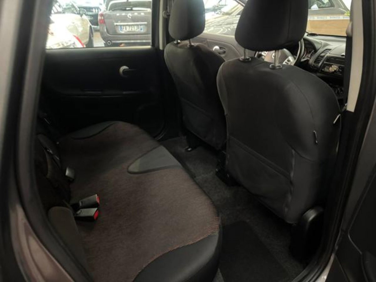 Nissan Note 1.4 16V Visia (17)
