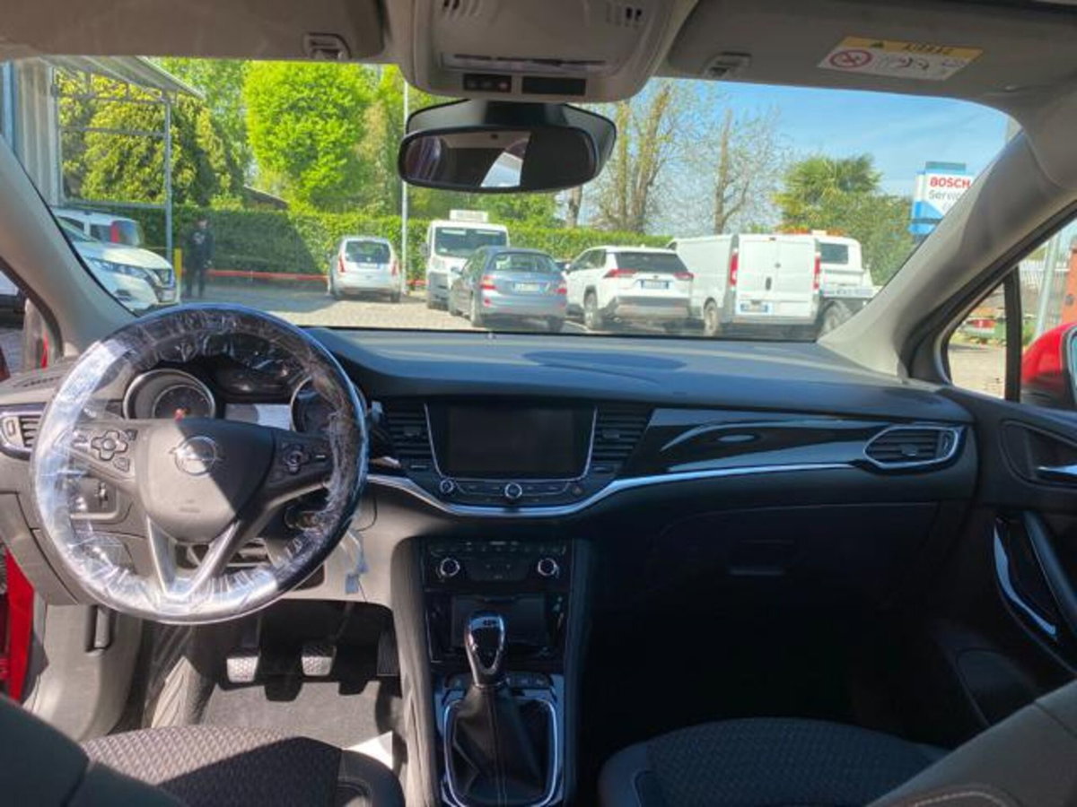 Opel Astra 1.6 CDTi 110CV Start&Stop 5 porte Innovation (13)