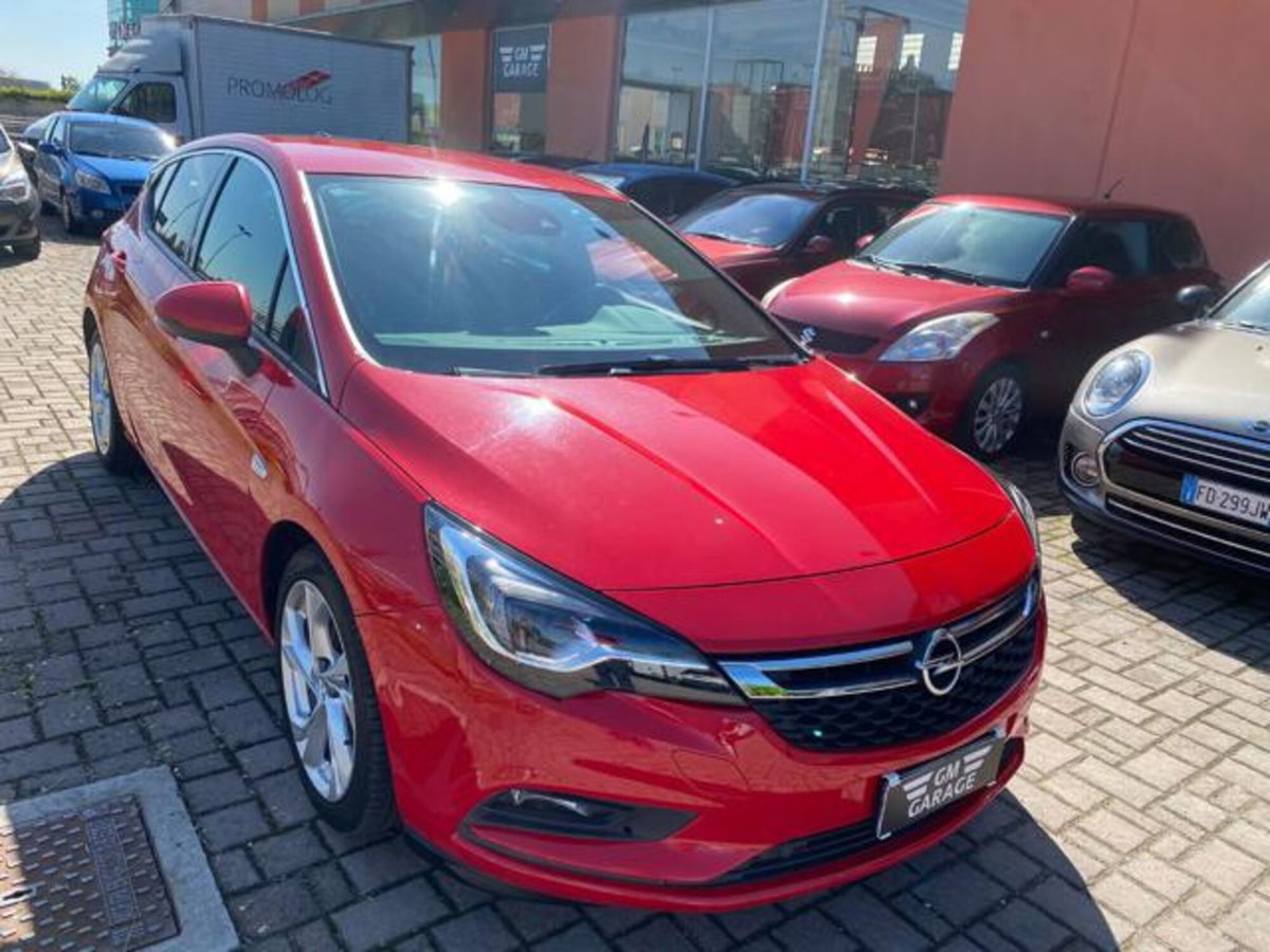 Opel Astra 1.6 CDTi 110CV Start&Stop 5 porte Innovation (2)