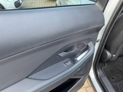 Jaguar E-Pace 2.0D 150 CV AWD aut. R-Dynamic S (20)